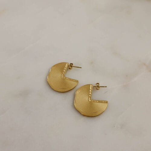 Eva hoops