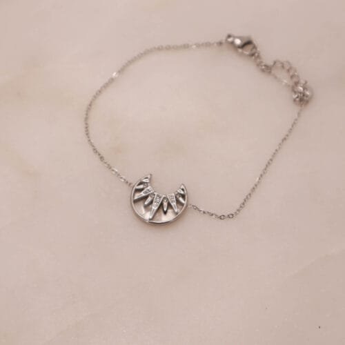 White moon bracelet - Image 3