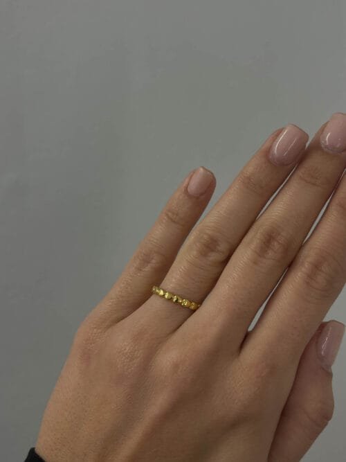 Queen ring