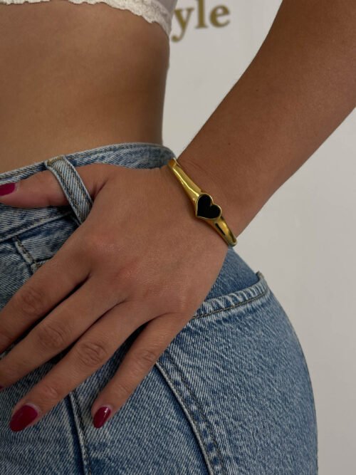 ROMANTIC BLACK BRACELET