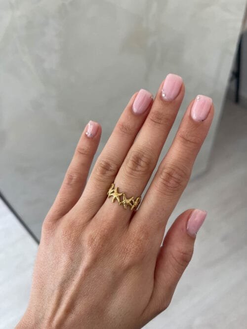 Stars ring